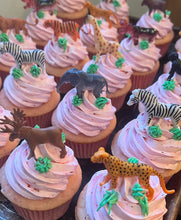 Load image into Gallery viewer, Custom Cakes & Cupcakes