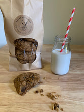 Load image into Gallery viewer, Oatmeal Raisin Cookies