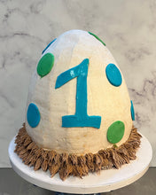 Load image into Gallery viewer, Custom Cakes & Cupcakes