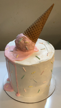 Load image into Gallery viewer, Custom Cakes & Cupcakes