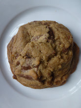 Load image into Gallery viewer, Chocolate Chip Cookies
