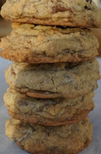 Load image into Gallery viewer, Chocolate Chip Cookies