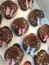 Load image into Gallery viewer, Custom Cakes &amp; Cupcakes
