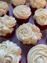 Load image into Gallery viewer, Custom Cakes &amp; Cupcakes
